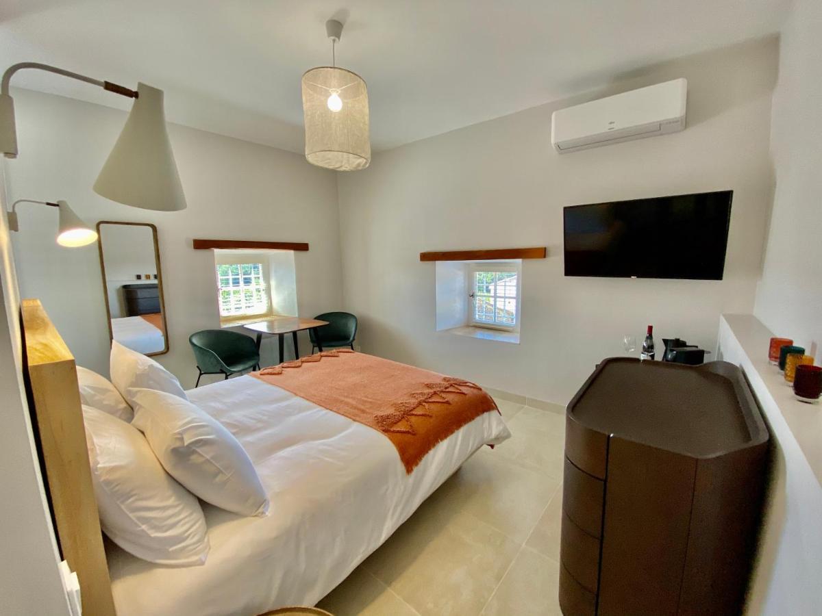 Martignargues La Maison Des Vendangeurs - Table D'Hotes Le Soir Du Jeudi Au Dimanche- Jacuzzi - Balneo Spa - Acces Piscine Pour Toutes Les Chambres Sauf Studio Coquet- Piscine De Mai A Mi-Octobre מראה חיצוני תמונה
