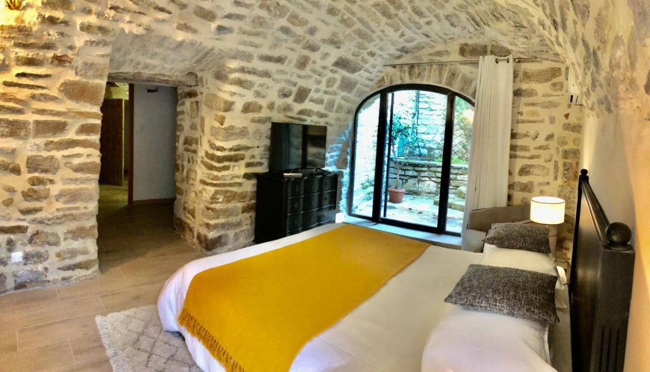Martignargues La Maison Des Vendangeurs - Table D'Hotes Le Soir Du Jeudi Au Dimanche- Jacuzzi - Balneo Spa - Acces Piscine Pour Toutes Les Chambres Sauf Studio Coquet- Piscine De Mai A Mi-Octobre מראה חיצוני תמונה